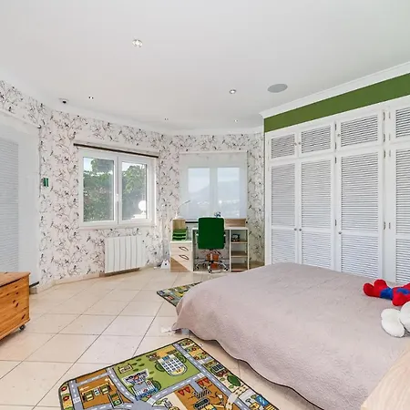 Villa Svim, Walking Distance To The Beach! Marbella Buitenkant foto